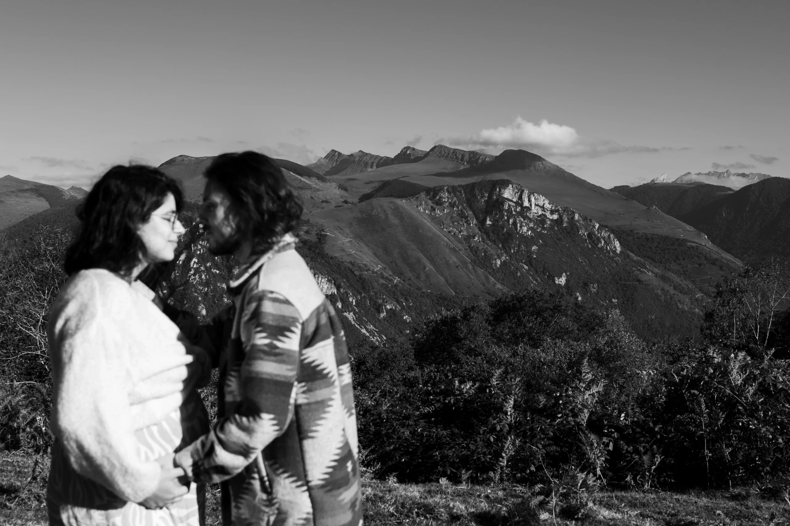 Une séance grossesse dans les Pyrénées proche de Pau