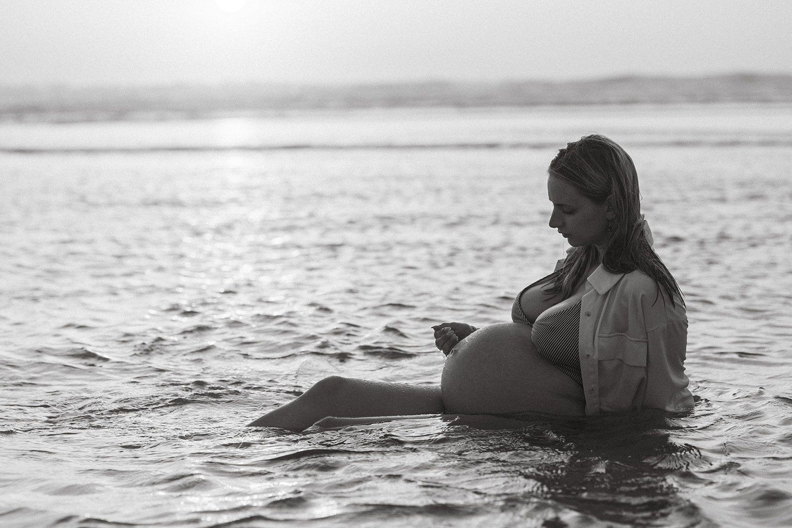 séance grossesse à la plage Evelyne Oustrain Photographe